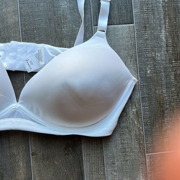 New Warner’s women’s white flex revolution collection t-shirt bra size 38D - Picture 3 of 6
